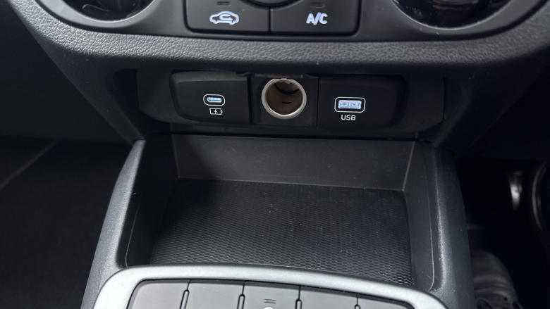 Hyundai i10 1.0 [63] Advance 5dr Auto [Nav] Petrol Hatchback